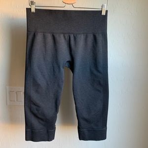 Lululemon cropped leggings